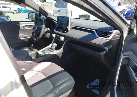 2022 Toyota Rav4 Hybrid Xse z USA, uszkodzony, nr VIN 4T3E6RFV8NU083868